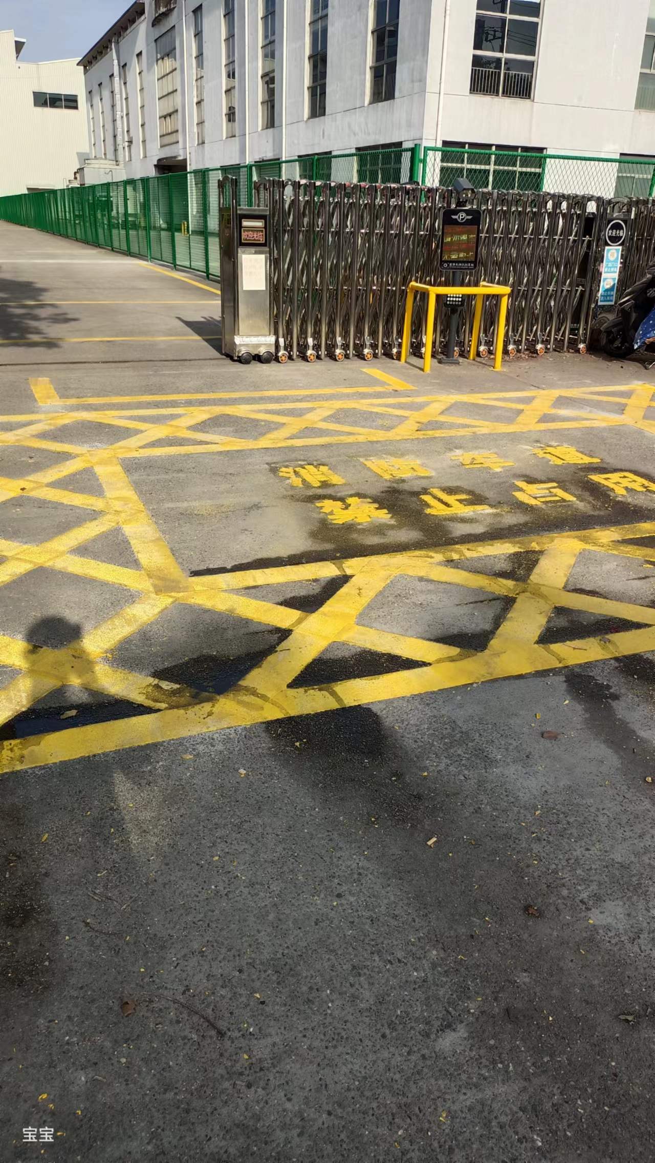 江都马路划线